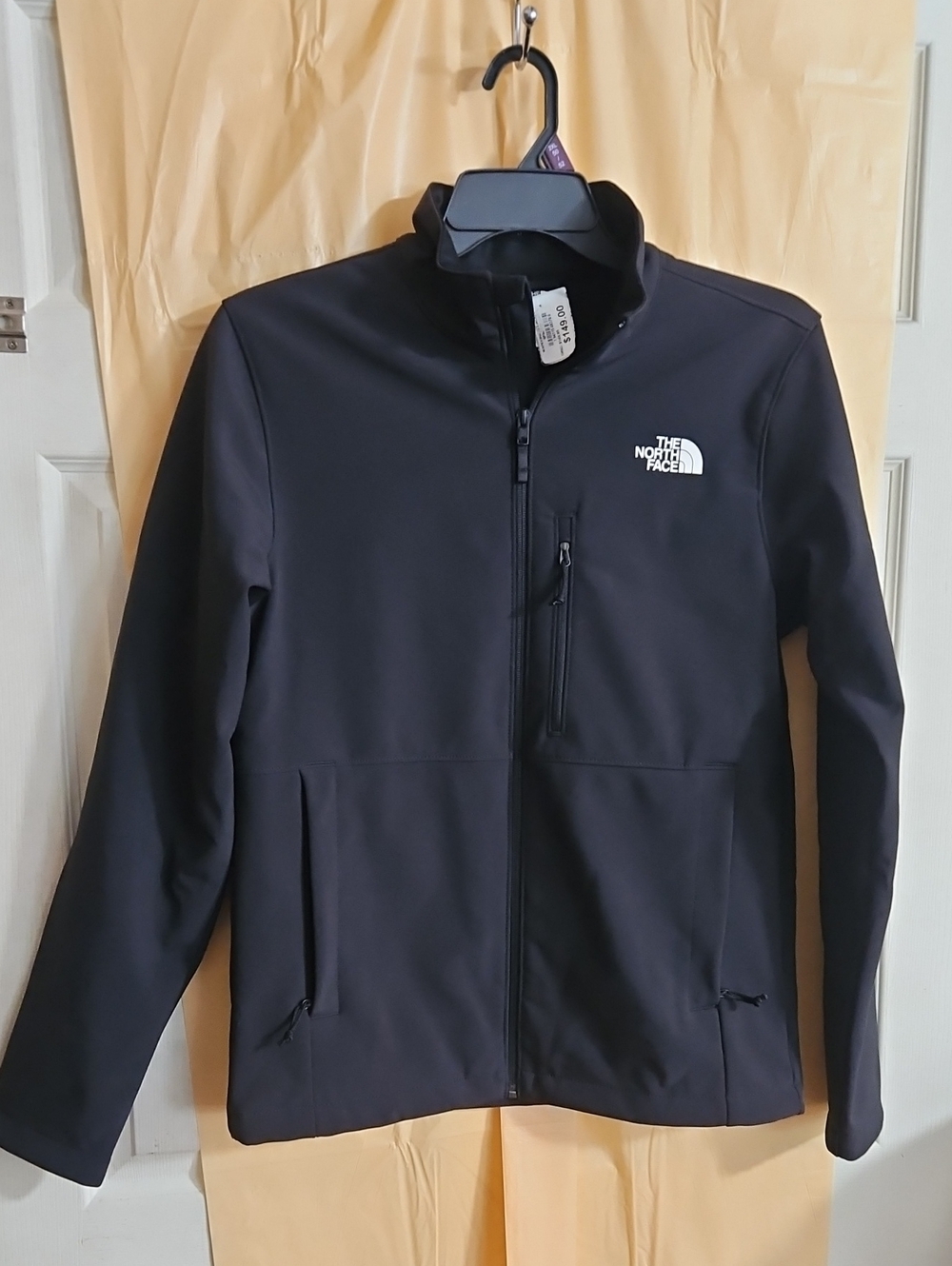 The North Face Men’s Apex Bionic Jacket: BLACK: NEW WITH TAGS: SIZE SMALL